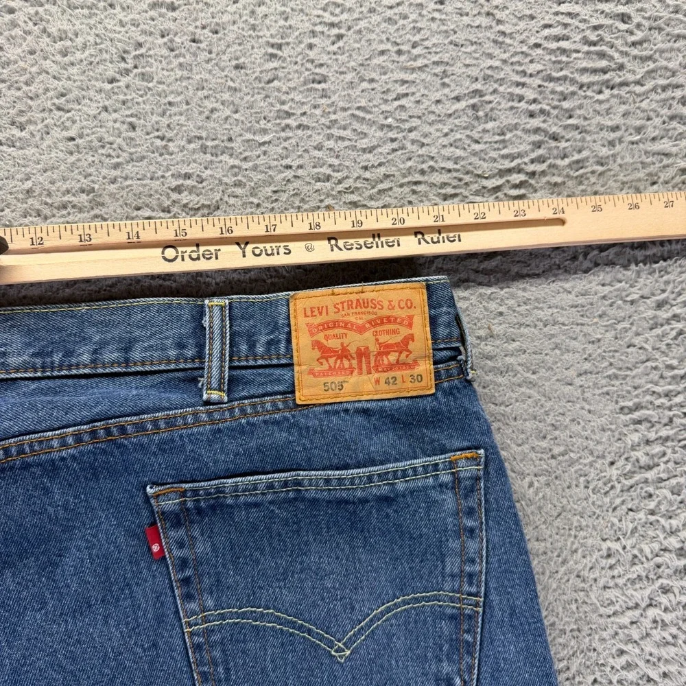 Levi's 505 Jeans Mens 42x30 Blue Cotton Denim Straight Utility Travel Workwear